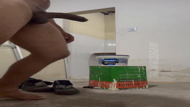 Dei pra esse trabalhador da empresa aqui do lado 