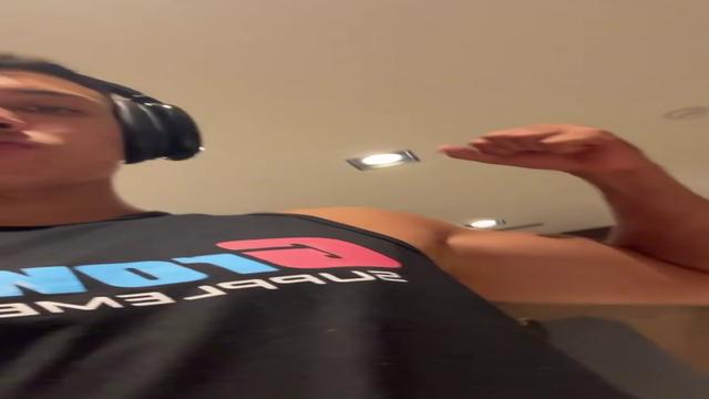 jeannzin muscle sex