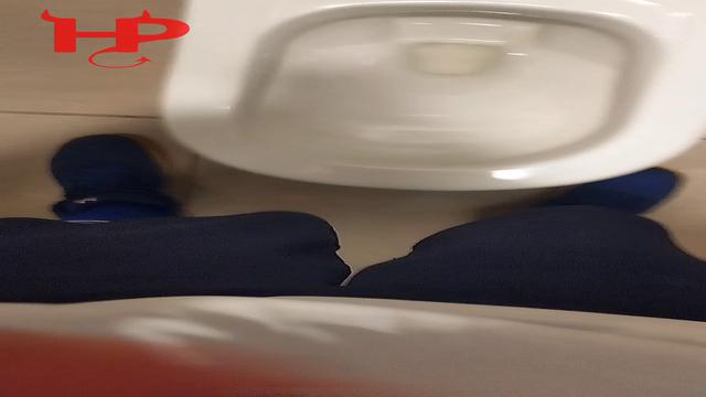 Peeing in the gym bathroom waiting for that blowjob 
