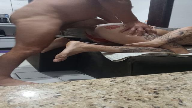 Macho casado comedor de BC, veio pegar meu cuzao gul...