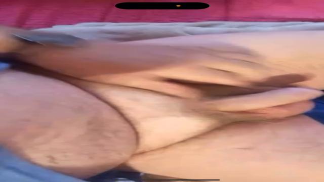 Gordinho safado 57 anos rola branca sacudo peludo mo...