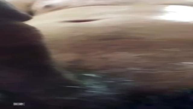 Olha o segurança aí que goza em menos de 2 minutos ....