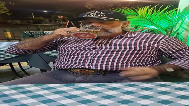 HAPPY HOUR  COM O COWBOY CAVALÃO SUADAO  VEJAM