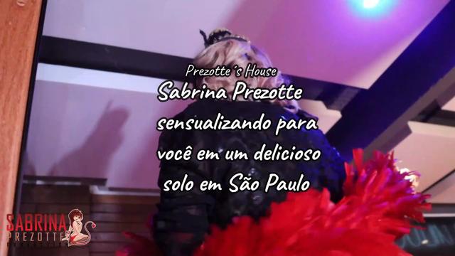Venham ver a maravilhosa, Sabrina Prezotte em um del...
