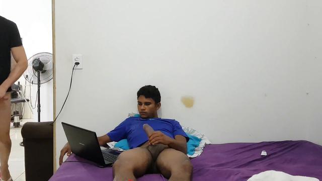 Negão casado com pau super grosso 