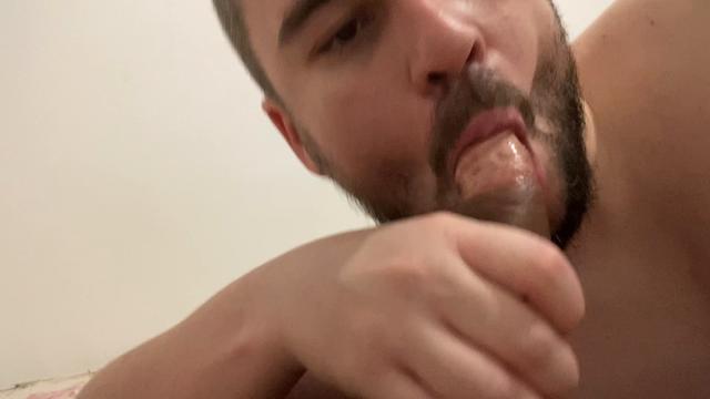 Mamando um casado até tomar leitinho