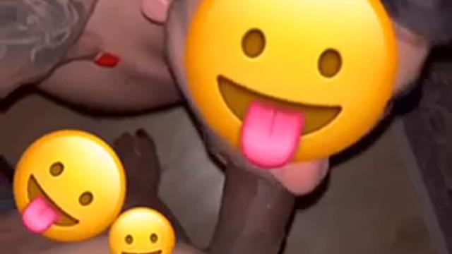 Novinho me mamando muito