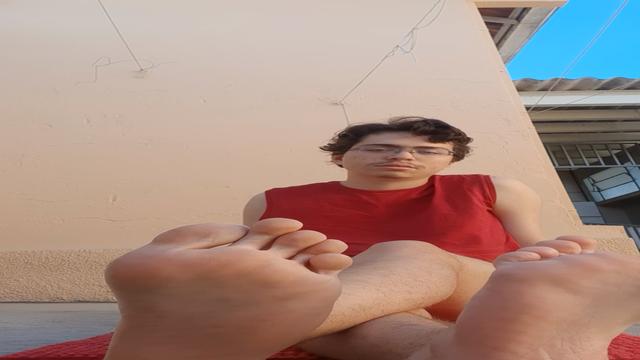 Quer chupar o meus pés