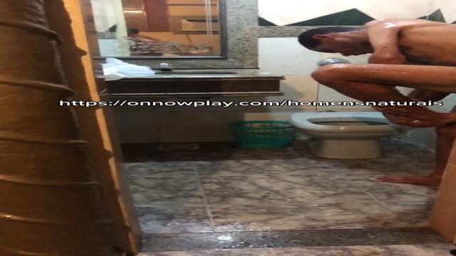 Dotado maduro mendigo