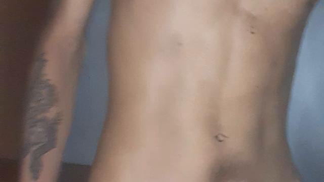 NOVINHO QUE TEU CUZIN