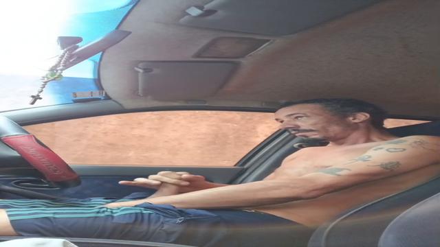 Fui gravar no carro e quase fui pego em flagrante 