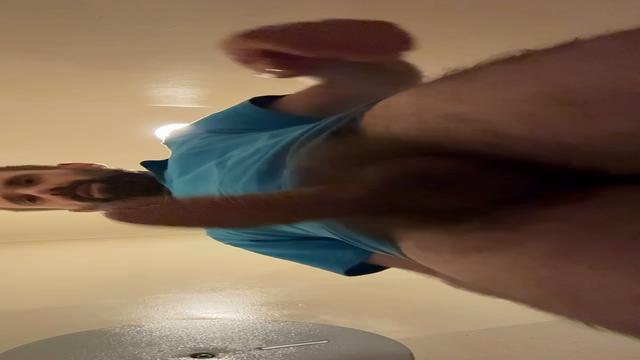 O pauzão e o saco cabeludo em câmera lenta