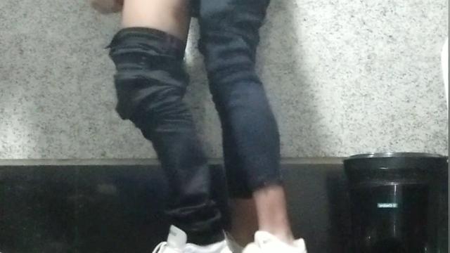 Turista Paulista lek me colocou de frango no banheiro. 