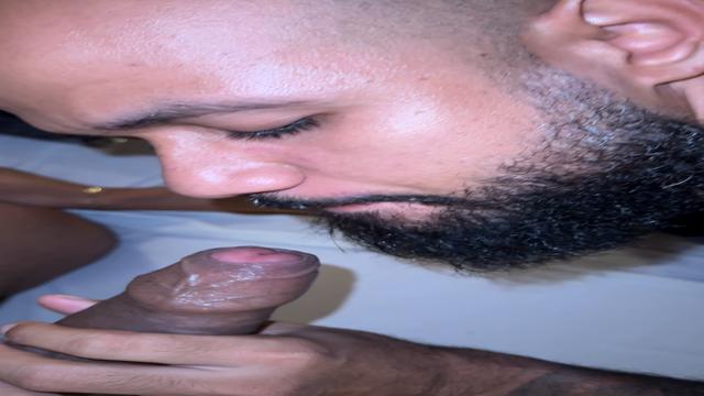 video 162 - tirando leite do kctao peludo