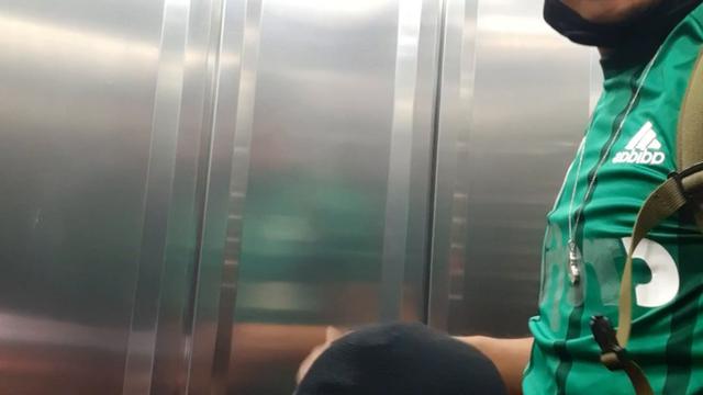 O vídeo do elevador