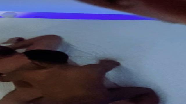 Coroa grandão Gemendo na rola 