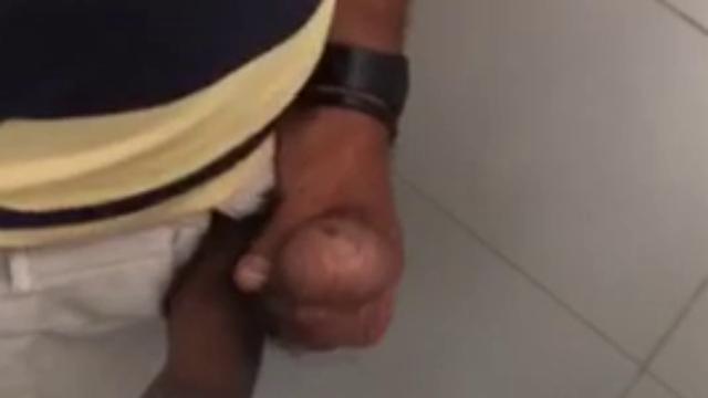 Muito grossa muito pesada a néca do Vovô 