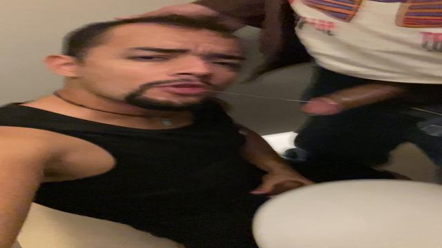 BANHEIRÃO - DO JEITO QUE VOCÊS GOSTAM - PARTE 01