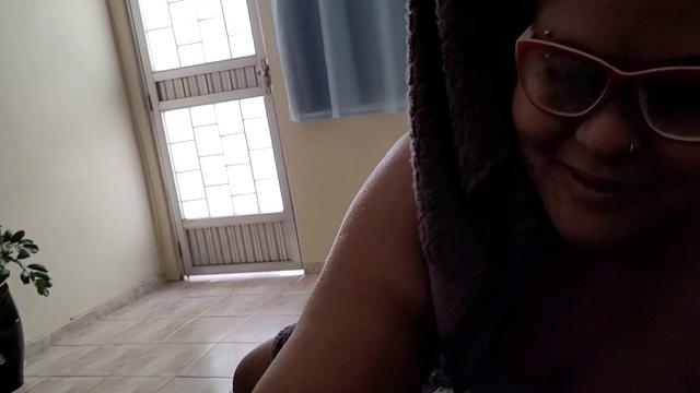 Uma boa foda e bastante leitinho no cuzinho