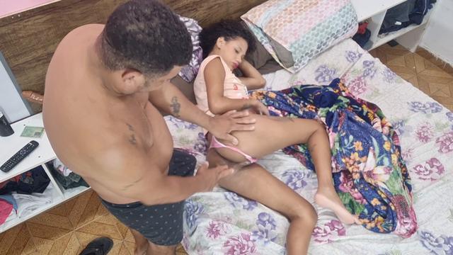 Brincadeiras sexuais anal real amador 