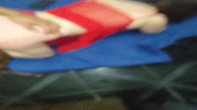 Que delícia socar forte na buceta rosada