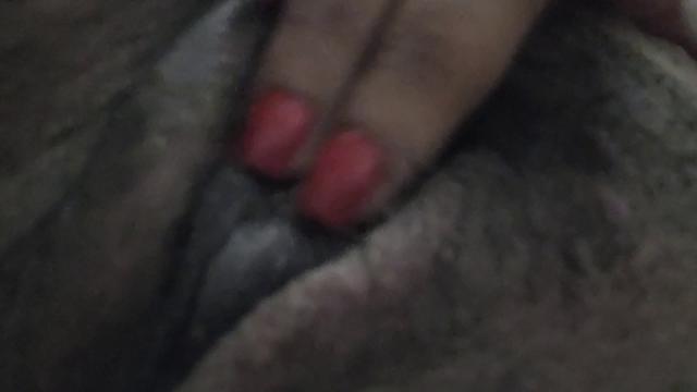 Primeira gozada do ano da miia thalia. 