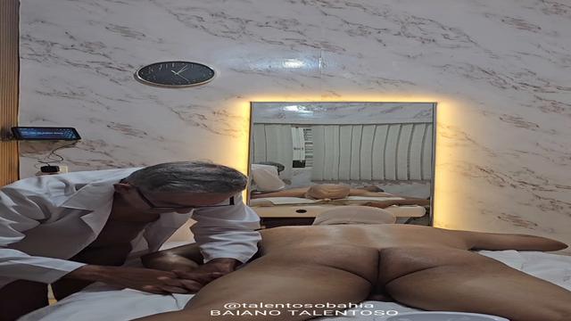 FUI FAZER UMA MASSAGEM RELAXANTE NO @DEPILA_E_GOZA E...