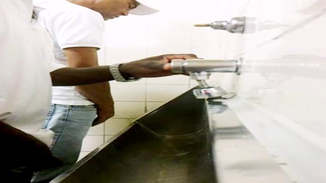 Pissing #39