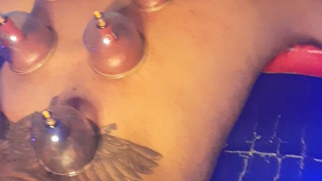 Massagem pra relaxar o corpo e a mente 