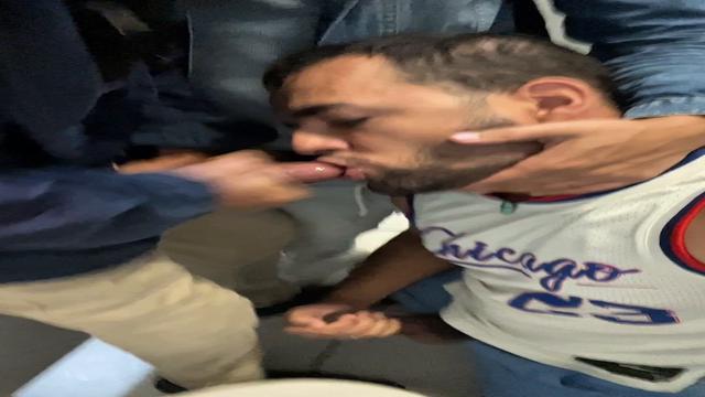 BANHEIRÃO - ELES PEDEM E EU NÃO CONSIGO DIZER NÃO