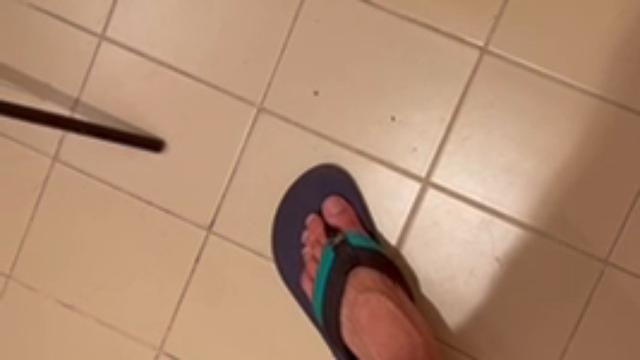 Primeira vez usando o ovinho para bater um Punheta 