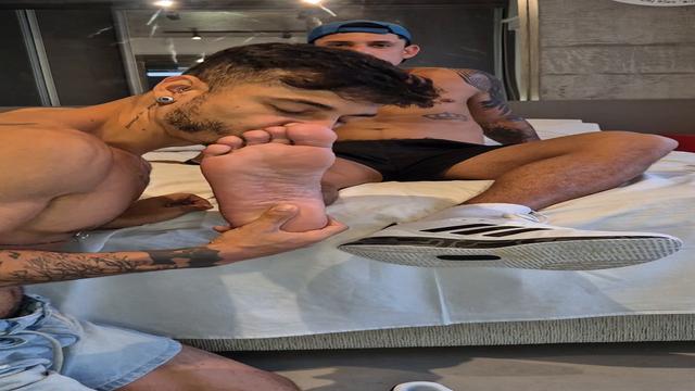 Part 1 with Paulo Conceição, the guy gave my foot such a nice treatment and come see what else happened