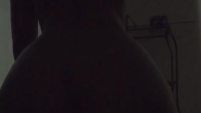 Sentando no consolo 