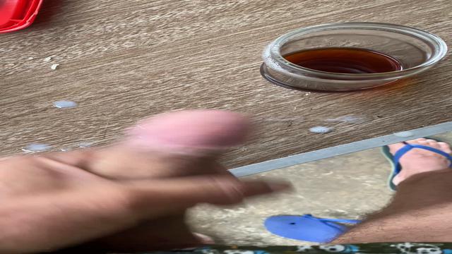 Leitinho com café. Alguém quer?