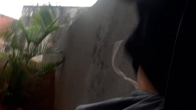 Peladão na calçada (arriscado)