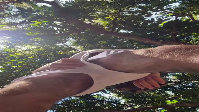 Chega metendo a boca, nem precisa trocar ideia. Cheg...