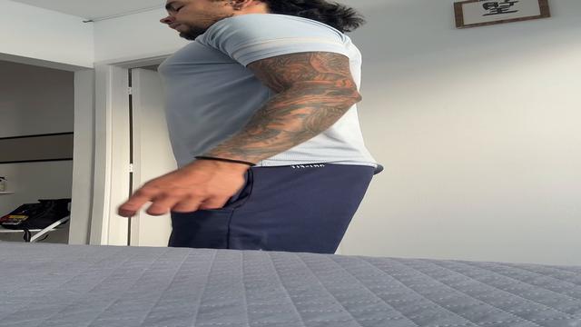 Cheguei do pós treino