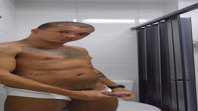 Batendo uma solo com capa pra guardar o leite pro pr...