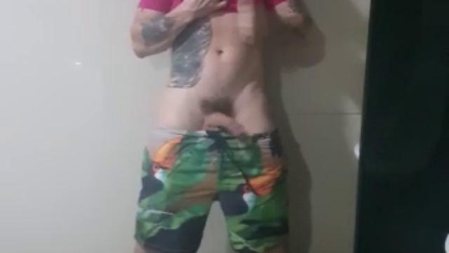 No banheiro 