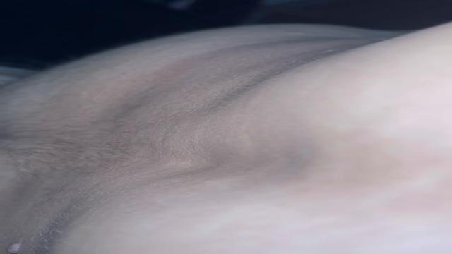 Mais um macho peidando na minha boca 