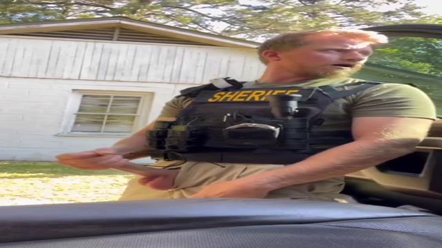 Policial pauzudo 