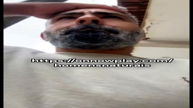 maduro no carro.. rola grossa