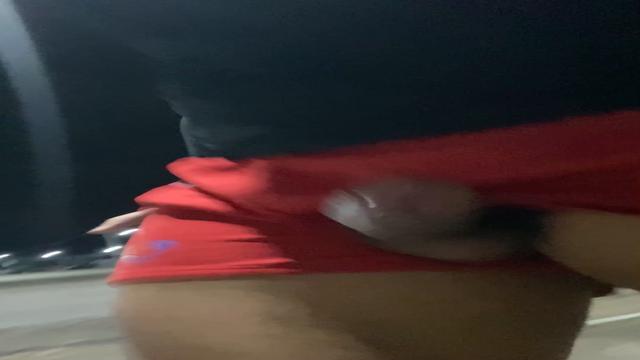 TESÃO PÓS TREINO TIVE Q LEITAR NA RUA MESMO?