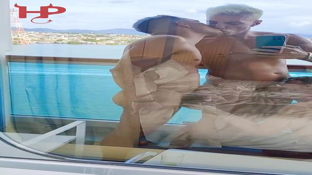 Video 27 - That Breastfeed on the balcony at the H&H...