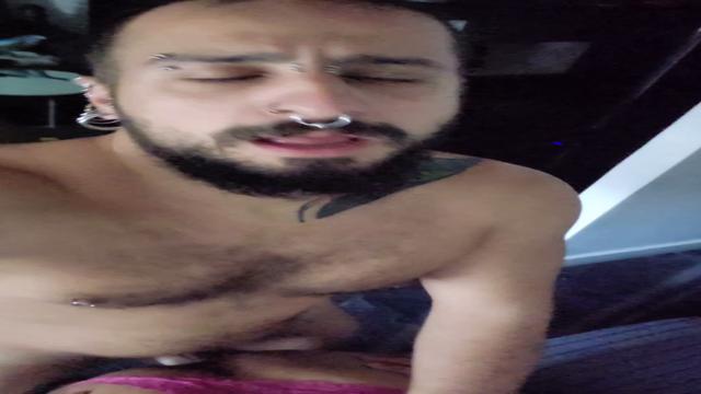 Fudendo a putinha de calcinha