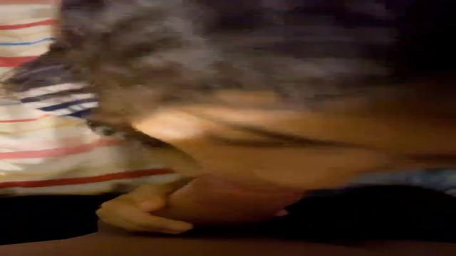 VAZOU video da novinha mamando