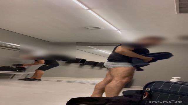 Gostoso pelo de cueca 