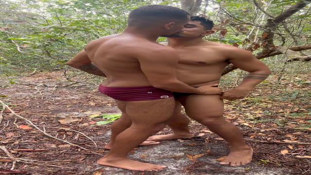 Leitei o novinho no mato