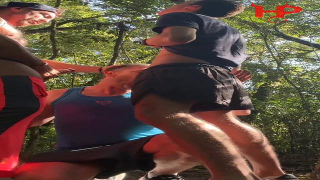 Video 240 - Meti fogo no parquinho de Curitiba com e...