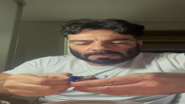 TBT aqui tbm! Eu gozando no chocolate e comendo! Cho...